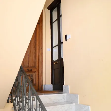 Rosa Apartment